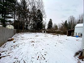 52 Hayden Pkwy, S Burlington, Vt 05403 in South Burlington, VT (Photo 8 of 8)