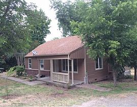 4820 Pennsylvania Ave, Rent 750 Deposit 750 Total 1500 in Fair Oaks, CA