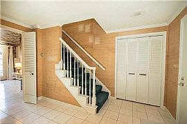 Charming 3 Bedroom Home in Vermilion, OH (Photo 3 of 10)