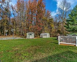 Great 4 Bedroom House. 7303 Gambier Dr, Upper Marlboro, Md 2077 in Upper Marlboro, MD (Photo 3 of 12)