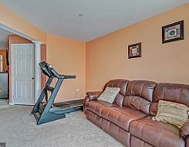 Great 4 Bedroom House. 7303 Gambier Dr, Upper Marlboro, Md 2077 in Upper Marlboro, MD (Photo 7 of 12)