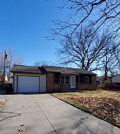 Rent Is $500 and Deposit Is Also $500 in Manhattan, KS