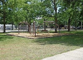 4216 W Avenida De Golf, Pace, Fl 32571 in Pace, FL (Photo 11 of 12)