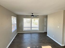 203 Treymore Ave Nw, Huntsville, Al 35811 in Huntsville, AL (Photo 8 of 10)