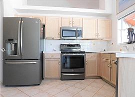 2710 Augusta Dr, Homestead, Fl 33035 in Homestead, FL (Photo 3 of 12)