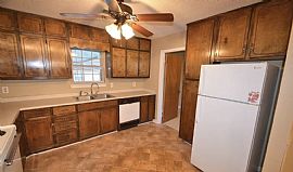 2365 9th St Sw, Birmingham, Al 35215 in Birmingham, AL (Photo 6 of 12)