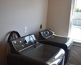 Nice and Spacious House. 3923 Shetland Pony St, Las Vegas, Nv 8 in Las Vegas, NV (Photo 9 of 9)