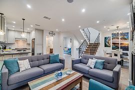 Don’t Miss This Wonderful Opportunity! in Redondo Beach, CA