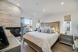 Don’t Miss This Wonderful Opportunity! in Redondo Beach, CA (Photo 6 of 8)