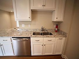 357 S School St, Fairhope, Al 36532 in Fairhope, AL (Photo 6 of 12)