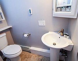 Nice 4 Bedroom House. 79 Annandale Rd, Newport, Ri 02840 in Newport, RI (Photo 7 of 11)