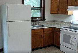 19 Hawksbill Way #19b, Charlestown, Ri 02813 in Charlestown, RI (Photo 3 of 7)