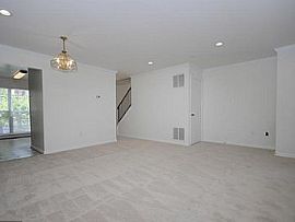 19 Hawksbill Way #19b, Charlestown, Ri 02813 in Charlestown, RI (Photo 5 of 7)