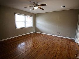 3671 Cherry Laurel Dr, Pensacola, Fl 32504 in Pensacola, FL (Photo 3 of 10)