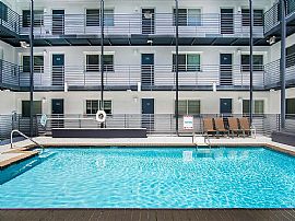 700 34th St S, Birmingham, Al 35222 Tour Apply Email in Birmingham, AL (Photo 2 of 8)