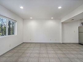 700 34th St S, Birmingham, Al 35222 Tour Apply Email in Birmingham, AL (Photo 6 of 8)