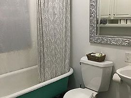 225 E Garfield Ave, Milwaukee, Wi 53212 in Milwaukee, WI (Photo 5 of 6)