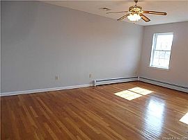 8 Shweky Ct, Wallingford, Ct 06492 in Wallingford, CT (Photo 8 of 11)