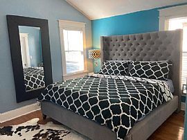 728 5th St N, Saint Petersburg, Fl 33701 in Saint Petersburg, FL (Photo 7 of 12)