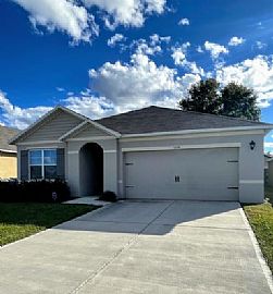 1238 Sophia Blvd, Winter Haven, Fl 33881 in Winter Haven, FL