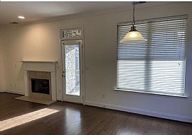 2025 Overlook Pl, Trussville, Al 35173 in Trussville, AL (Photo 4 of 12)