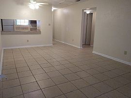 2012 Pats Pl Apt B, Tallahassee, Fl 32308 in Tallahassee, FL (Photo 3 of 11)