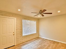 3302 N 67th St #1, Scottsdale, Az 85251 in Scottsdale, AZ (Photo 3 of 7)