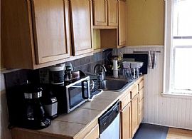 3 Bedroom House  in Buffalo, NY (Photo 1 of 7)