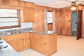 Low Maintenance All Brick Ranch, with Vinyl Fascia, 3 Bedrooms, in Augusta, GA (Photo 4 of 6)