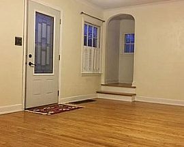 411 Putnam Dr, Eau Claire, Wi 54701 in Eau Claire, WI (Photo 2 of 9)