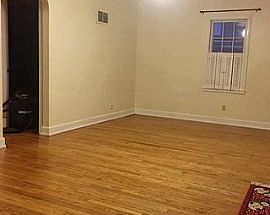 411 Putnam Dr, Eau Claire, Wi 54701 in Eau Claire, WI (Photo 4 of 9)