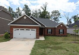Peaceful House. 1601 N Camden Dr, Auburn, Al 36830 in Auburn, AL