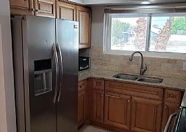 1235 E Hayward Ave, Phoenix, Az 85020 in Phoenix, AZ (Photo 3 of 11)