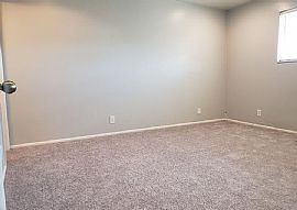 1235 E Hayward Ave, Phoenix, Az 85020 in Phoenix, AZ (Photo 9 of 11)