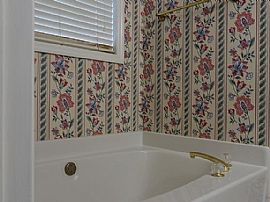 1076 Amber Ln, Auburn, Al 36830 in Auburn, AL (Photo 7 of 11)