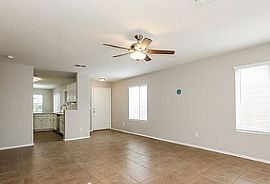 24802 N 36th Dr, Glendale, Az 85310 in Glendale, AZ (Photo 3 of 8)