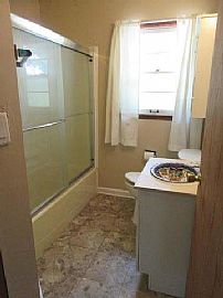 705 Sheridan Rd, Kenosha, Wi 53140 in Kenosha, WI (Photo 8 of 10)