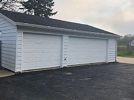 4644 Short Rd, Racine, Wi 53402 in Racine, WI (Photo 2 of 10)