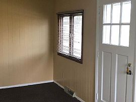 4644 Short Rd, Racine, Wi 53402 in Racine, WI (Photo 3 of 10)