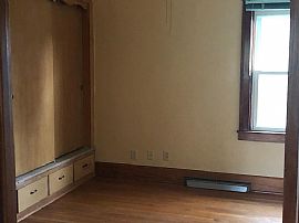 4644 Short Rd, Racine, Wi 53402 in Racine, WI (Photo 5 of 10)