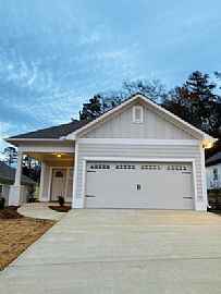 9080 Weaver Ave Ne, Leeds, Al 35094 in Leeds, AL