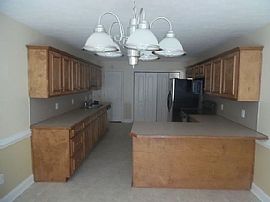 19 Cotton Ct, Fort Mitchell, Al 36856 in Fort Mitchell, AL (Photo 3 of 11)