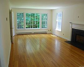 27 Tremont St, Cos Cob, Ct 06807 in Cos Cob, CT (Photo 2 of 9)