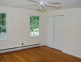 27 Tremont St, Cos Cob, Ct 06807 in Cos Cob, CT (Photo 8 of 9)