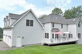 35 Eaglebrook Dr, Somers, Ct 06071 in Somers, CT