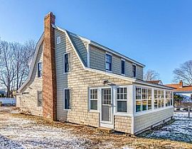 121 Overshores W, Madison, Ct 06443 in Madison, CT (Photo 2 of 2)