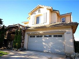 Very Conducive Home  in Valencia, CA