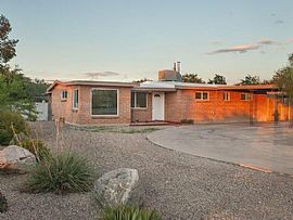 6743 E Lehigh Dr, Tucson, Az 85710 in Tucson, AZ