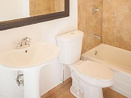 6743 E Lehigh Dr, Tucson, Az 85710 in Tucson, AZ (Photo 6 of 12)