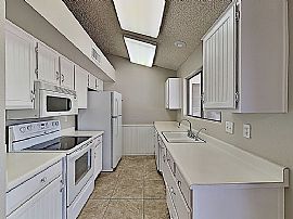 12310 W Wildwood Dr, Sun City West, Az 85375 in Sun City West, AZ (Photo 3 of 10)